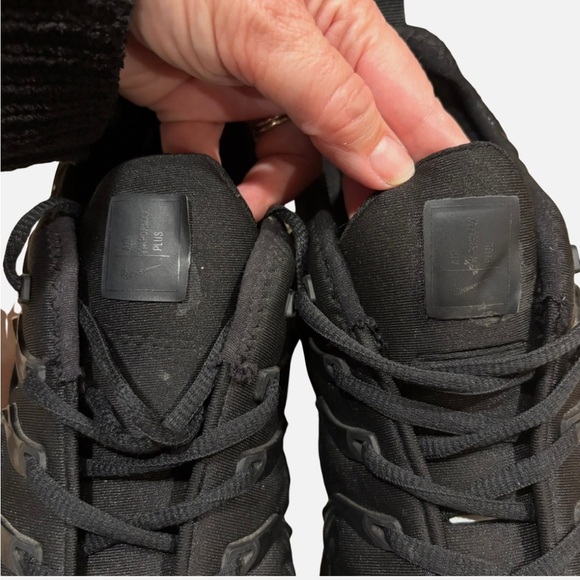 Nike Air Vapormax Plus Shoes Mens Size 12 Triple Black Sneakers 924453-004 main image 7